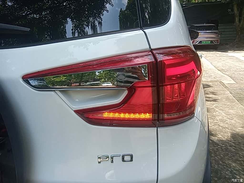 BYD Yuan, 2022 8