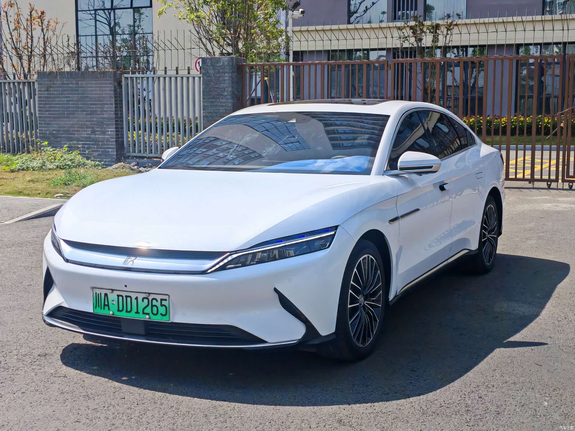 BYD Han, 2021 1