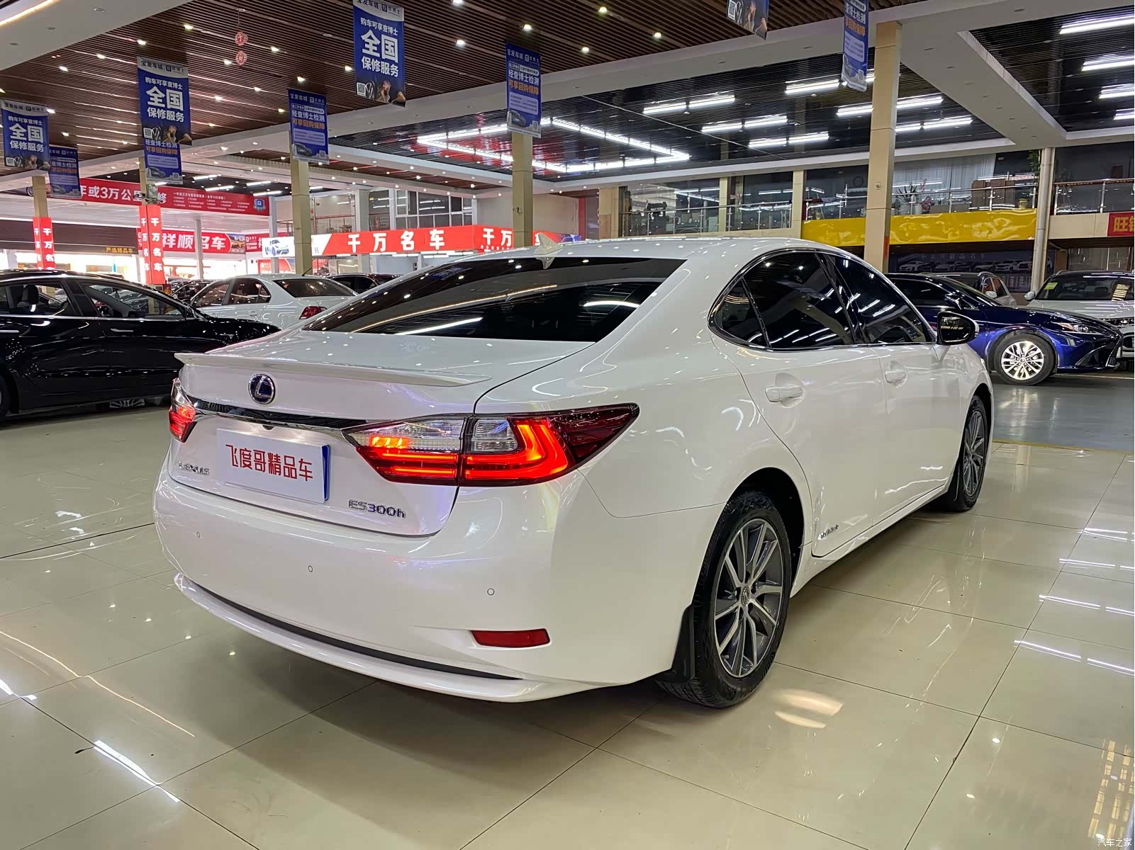 Lexus ES, 2017 7