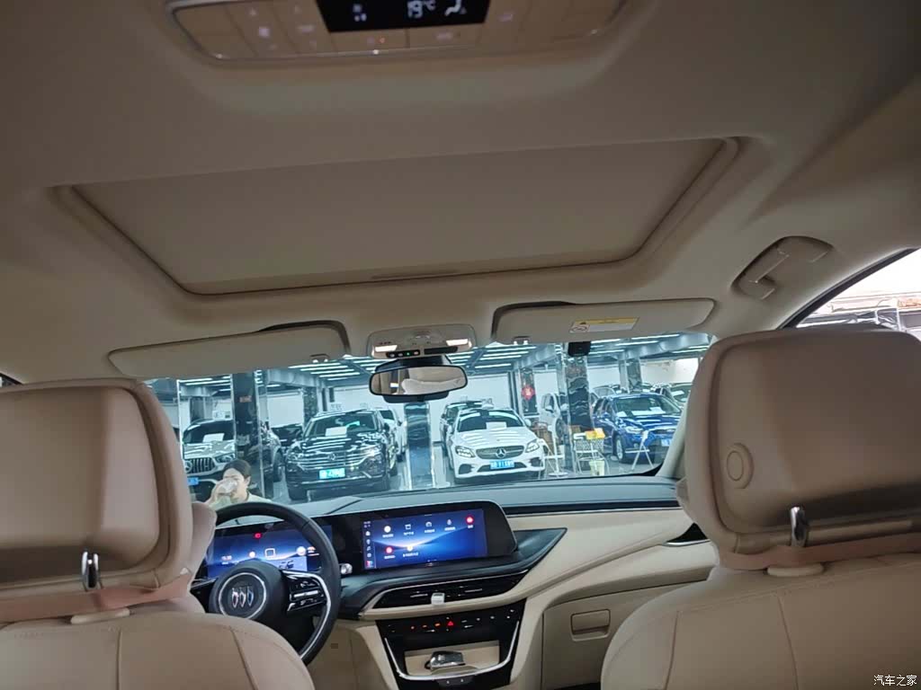 Buick GL8, 2025 18