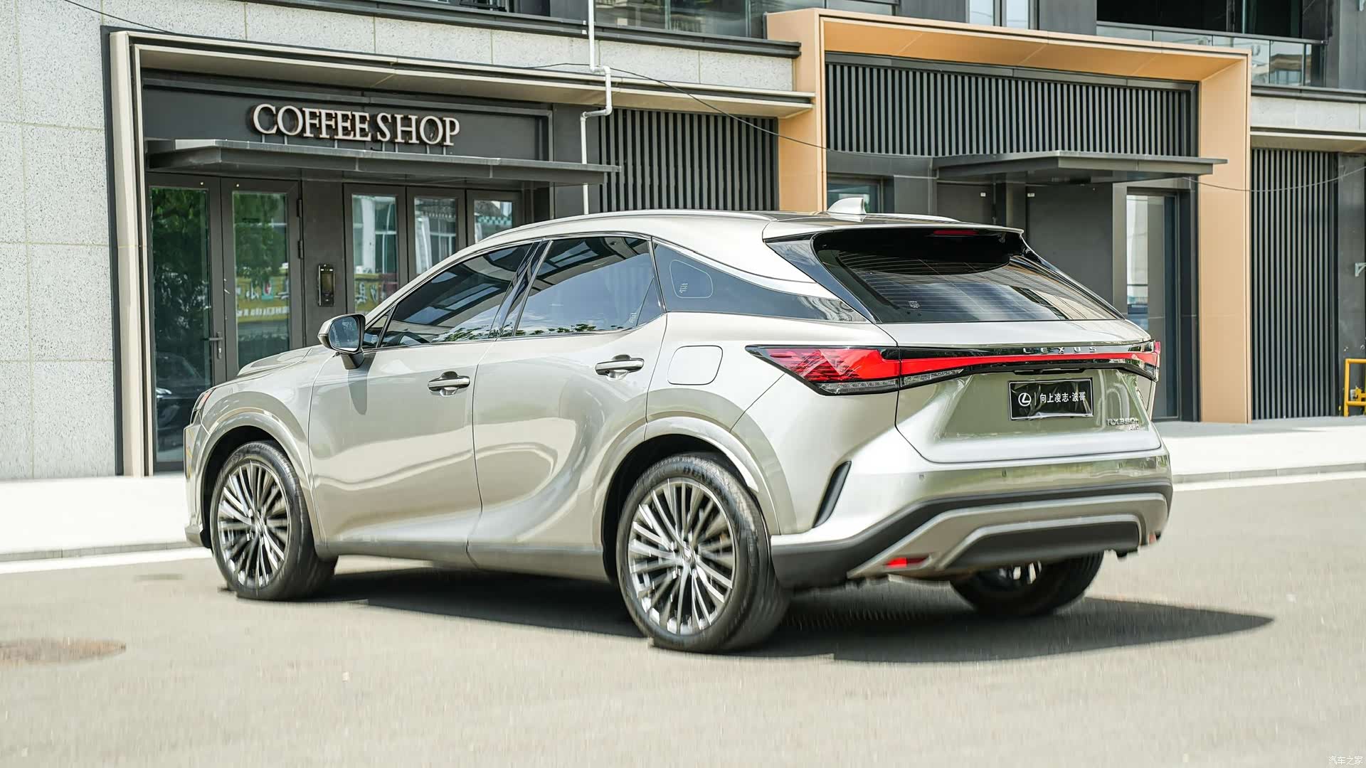 Lexus RX, 2023 6