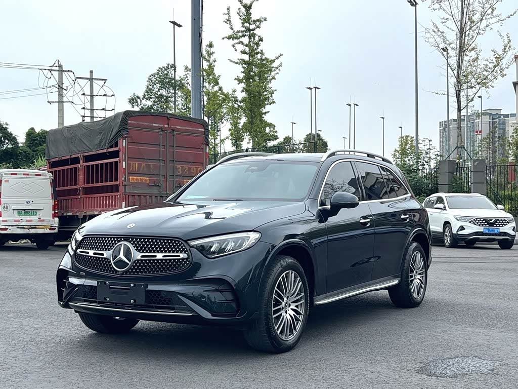 Mercedes-Benz GLC 2023 GLC 300 L 4MATIC 5 мест