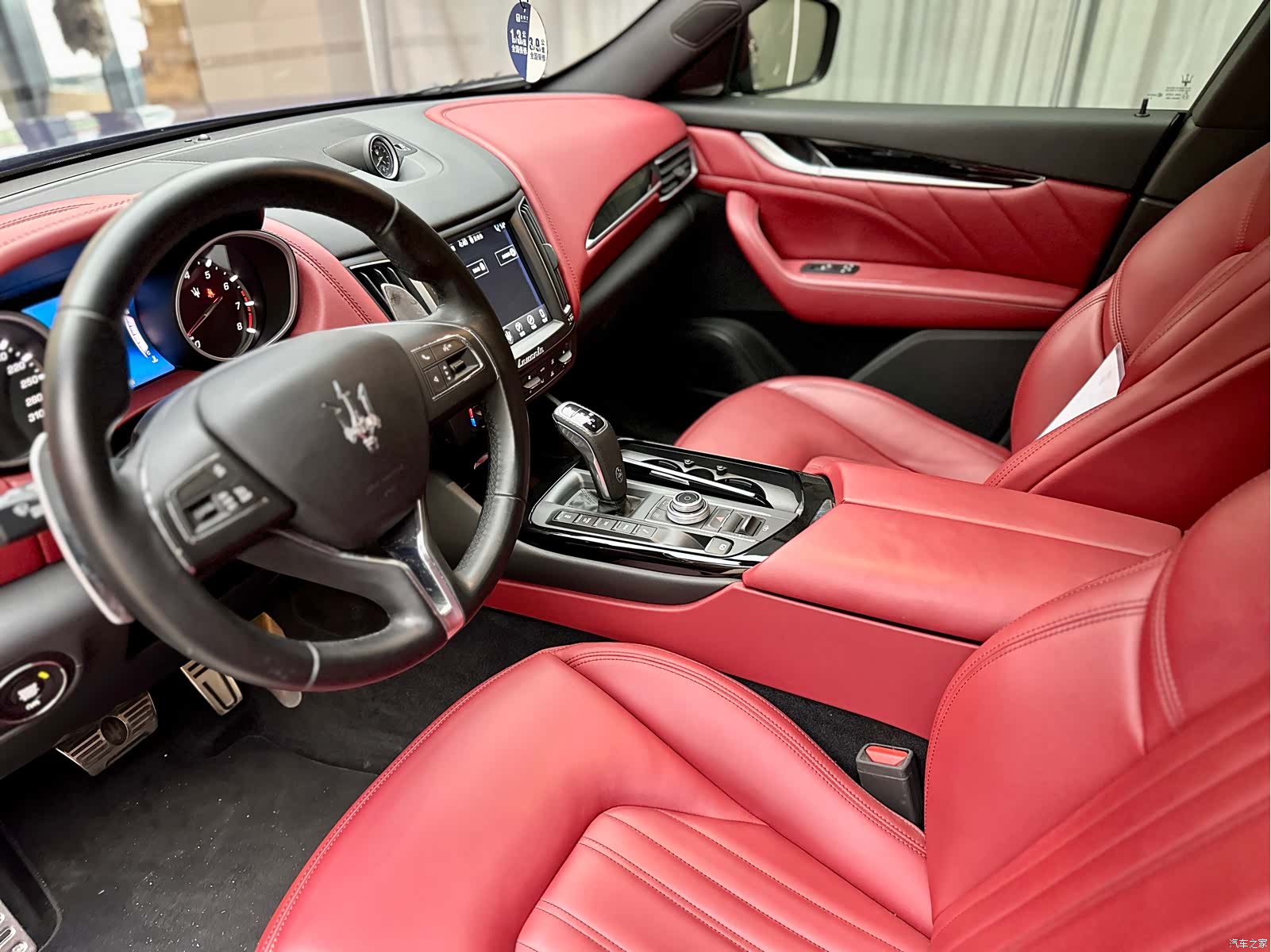 Maserati Levante, 2021 4
