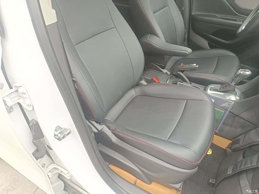 Buick Encore, 2015 25