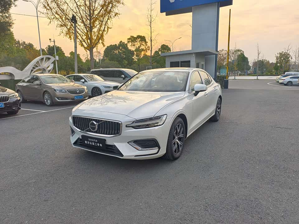 Volvo S60