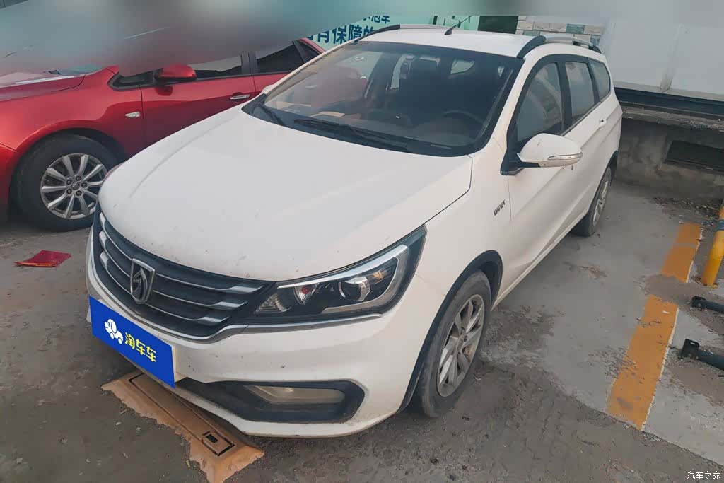 Wuling 310W, 2019 1