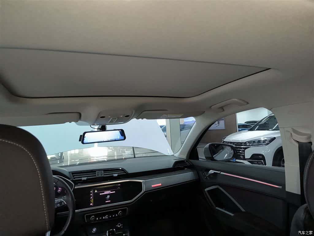 Audi Q3, 2021 18