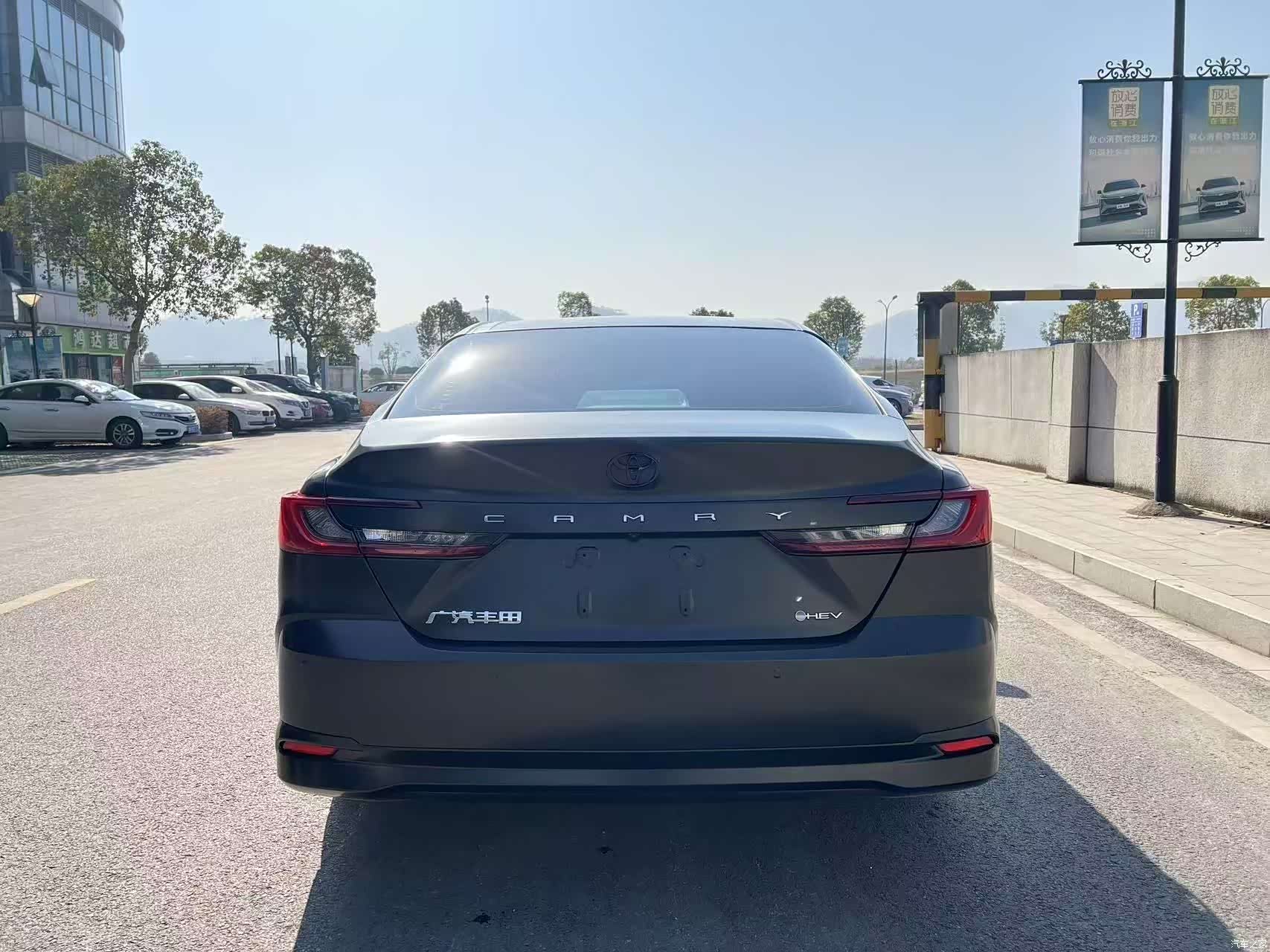 Toyota Camry, 2024 4