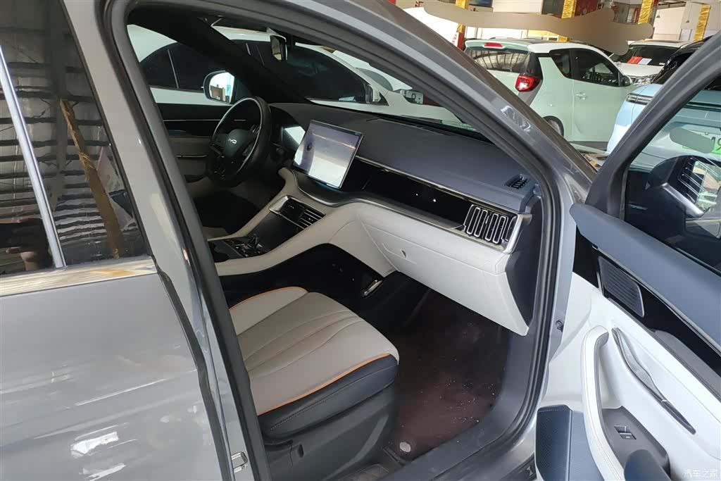 BYD Song, 2024 8
