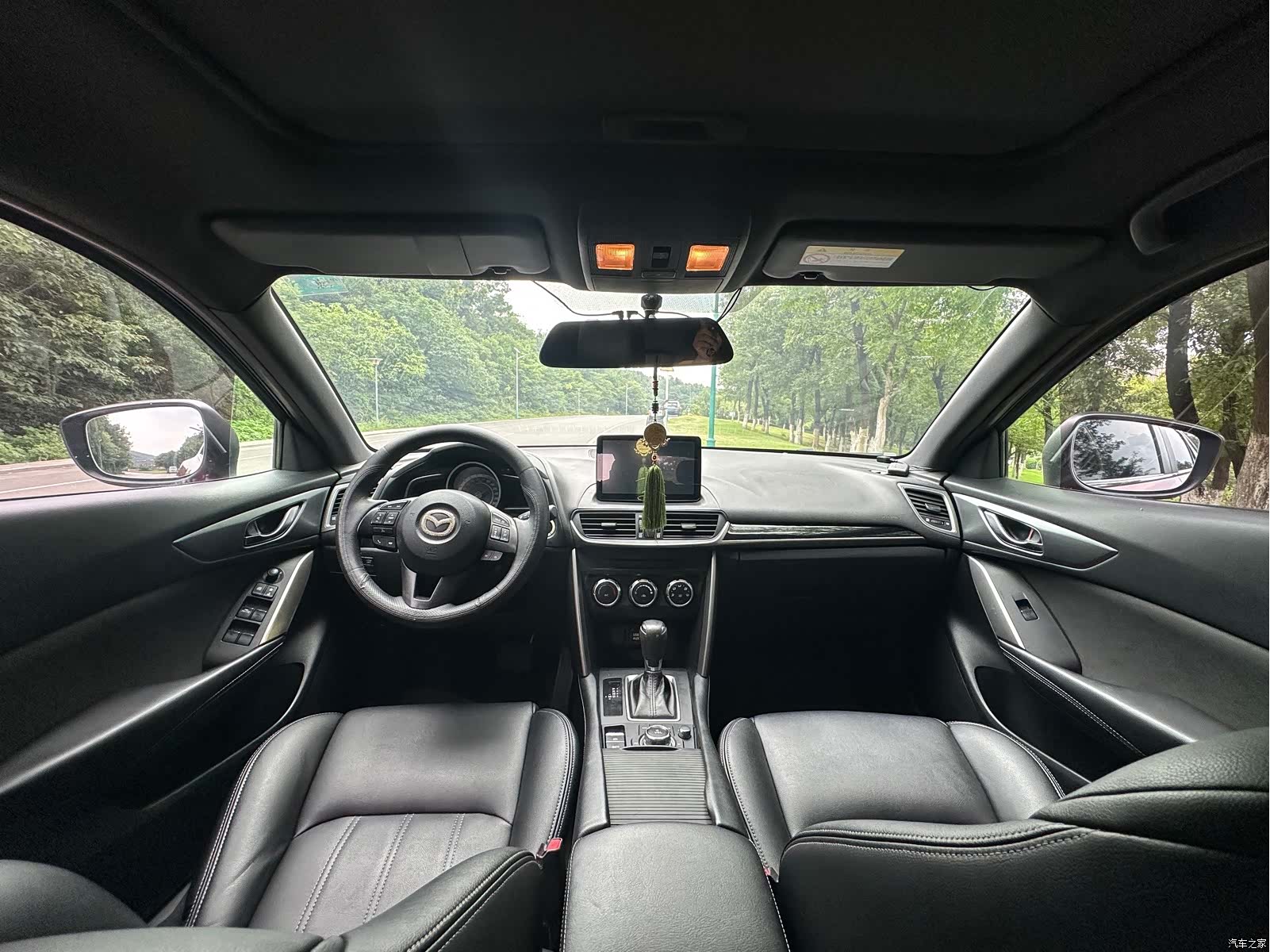 Mazda CX-4, 2017 все фото
