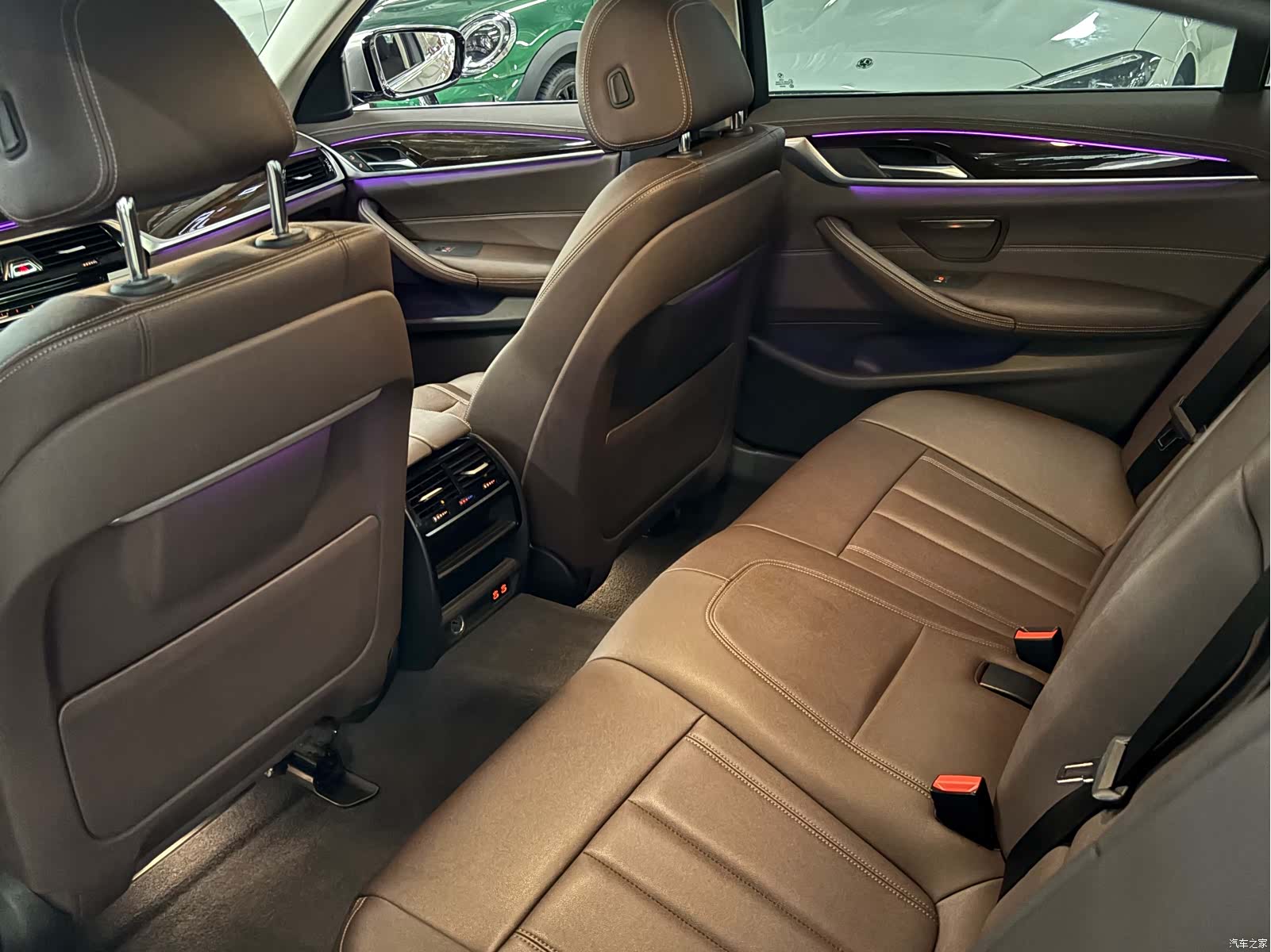 BMW 5 Series, 2020 11