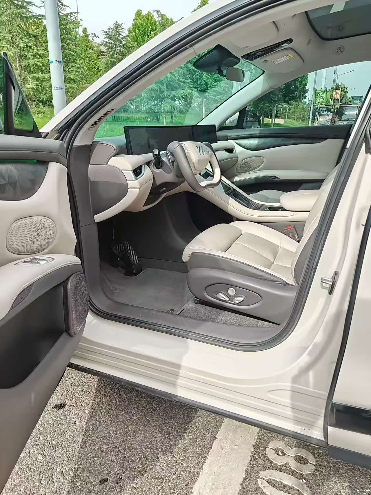 IM Motors LS6, 2023 6