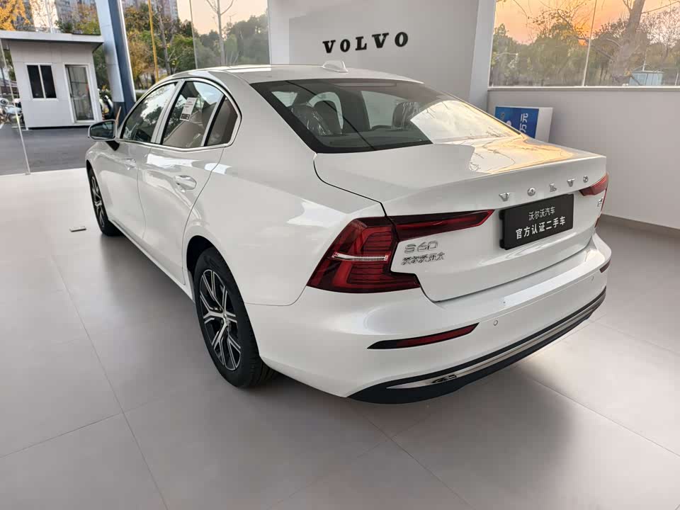 Volvo S60