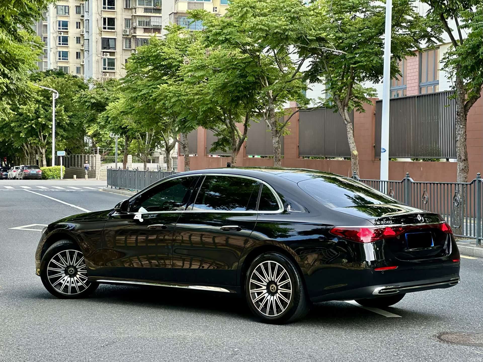 Mercedes-Benz E-Class, 2024 7