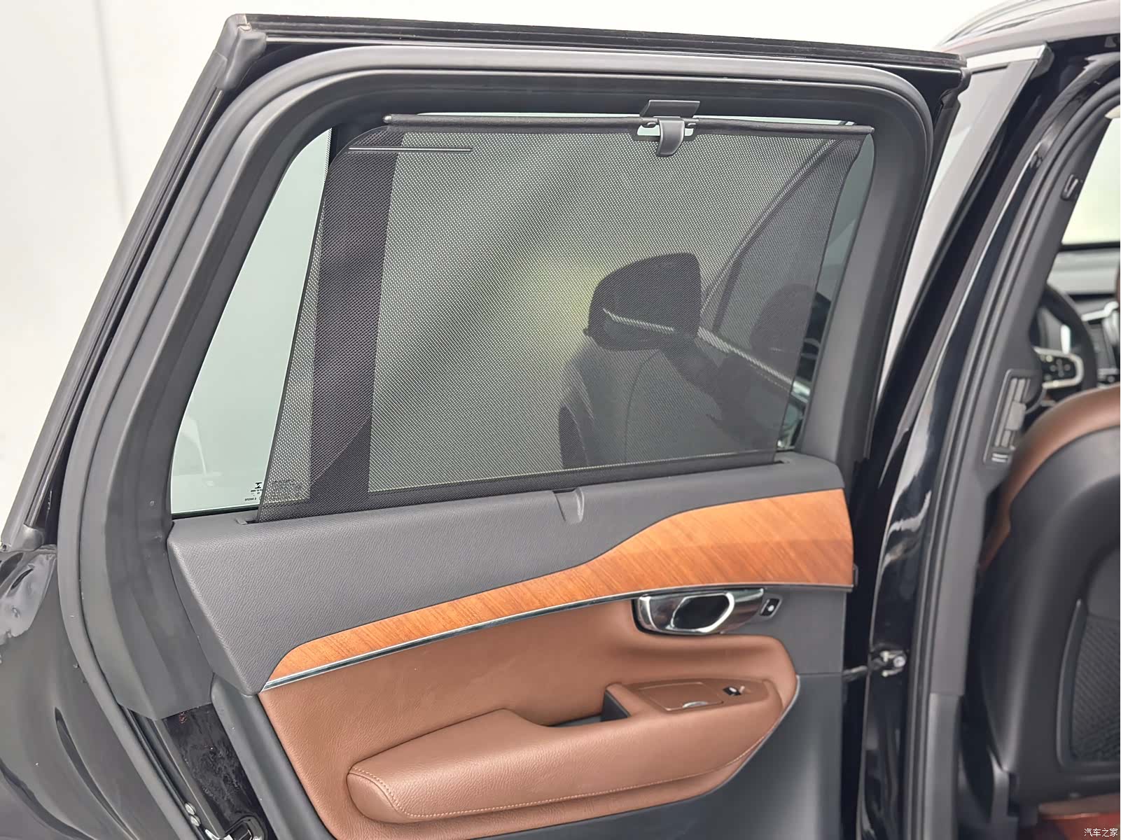 Volvo XC90, 2020 32