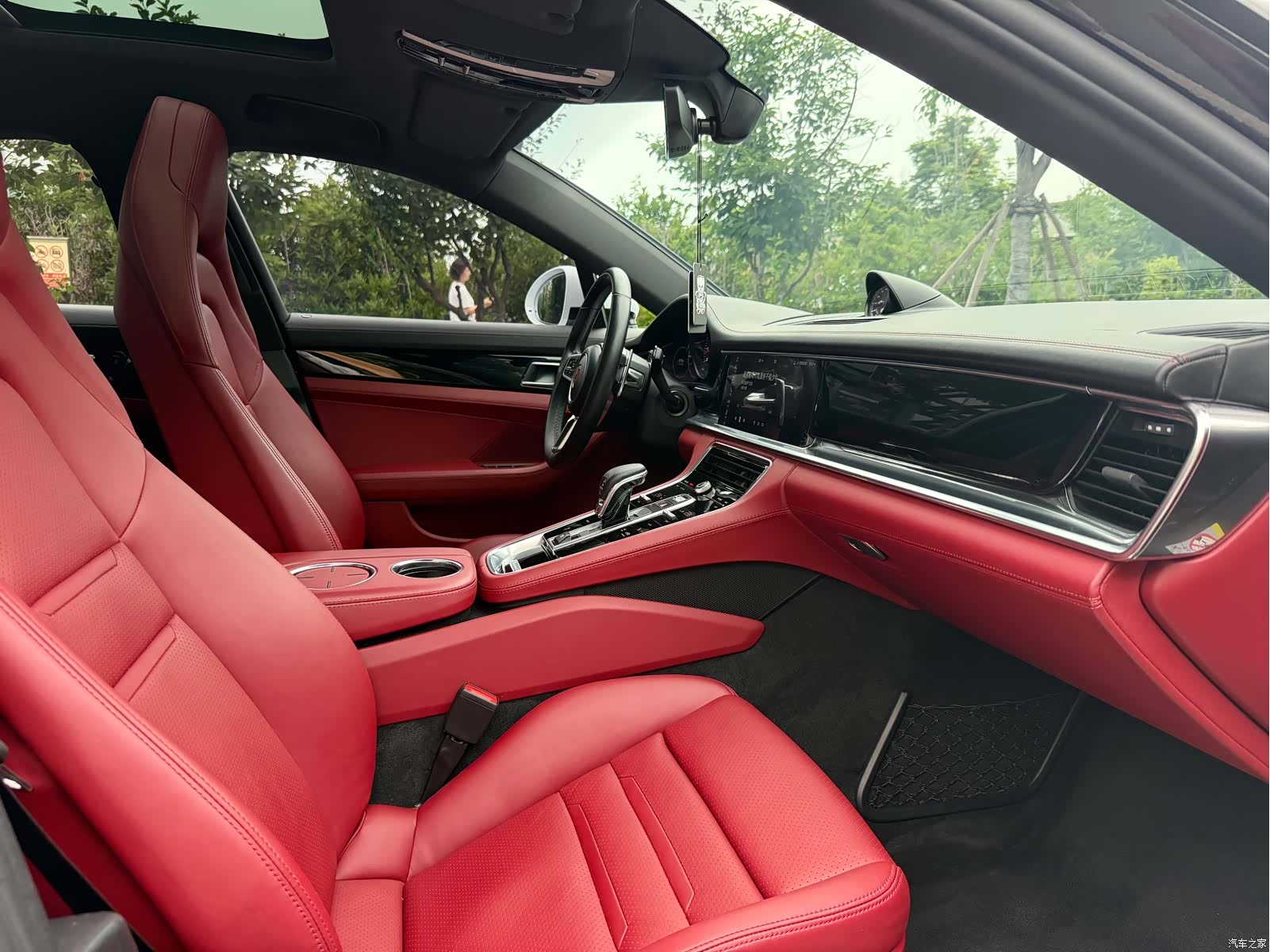 Porsche Panamera, 2019 11