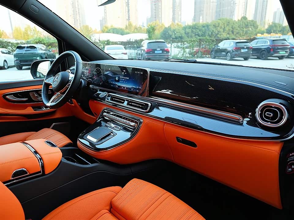 Mercedes-Benz V-class