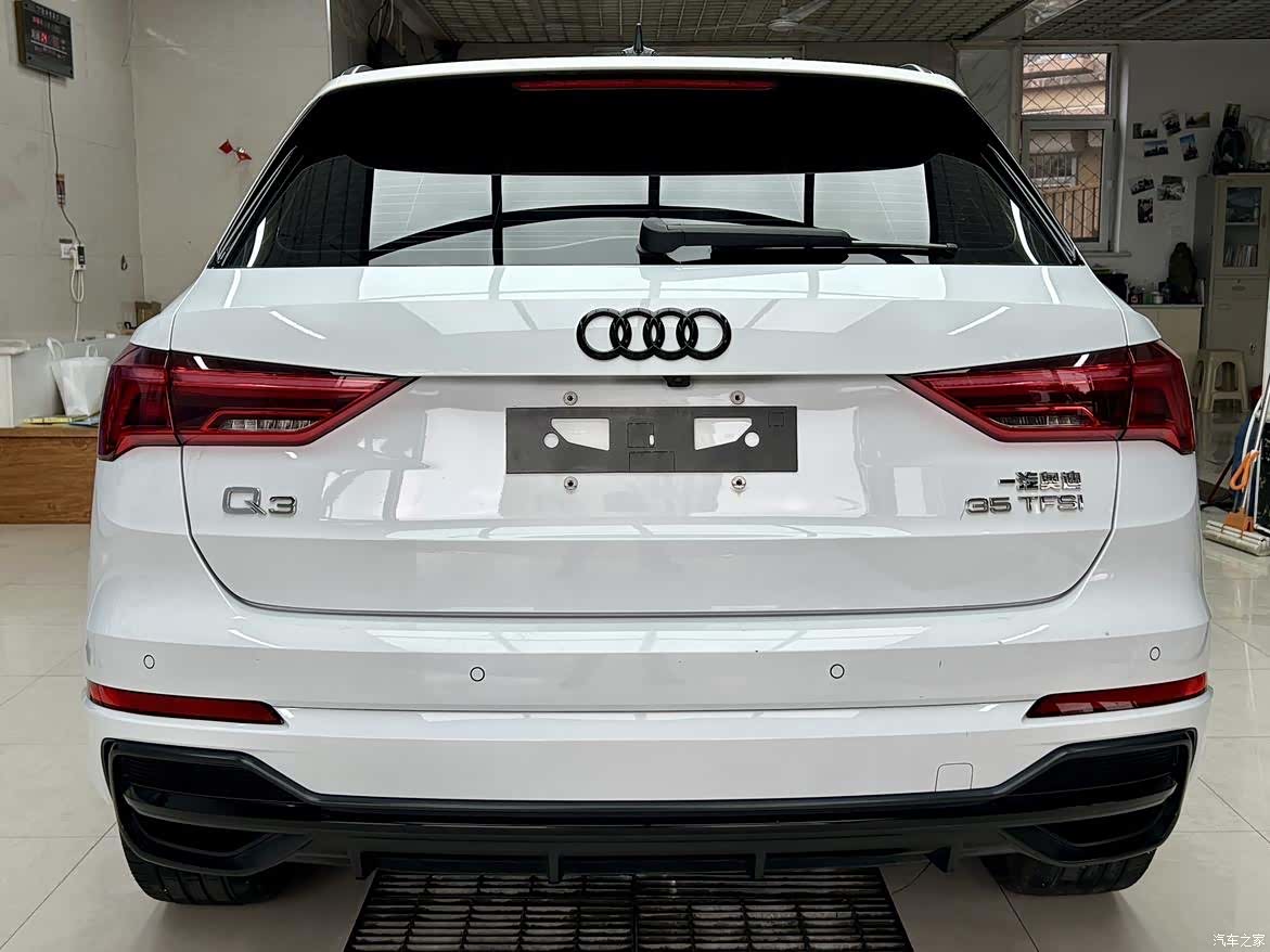 Audi Q3, 2023 все фото