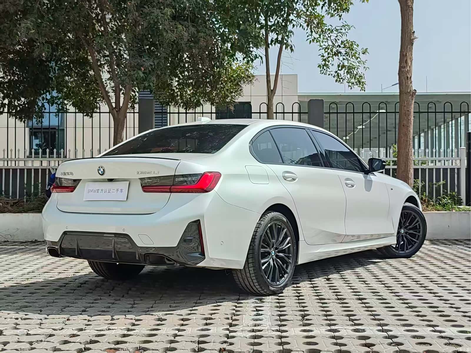 BMW 3 Series, 2023 25