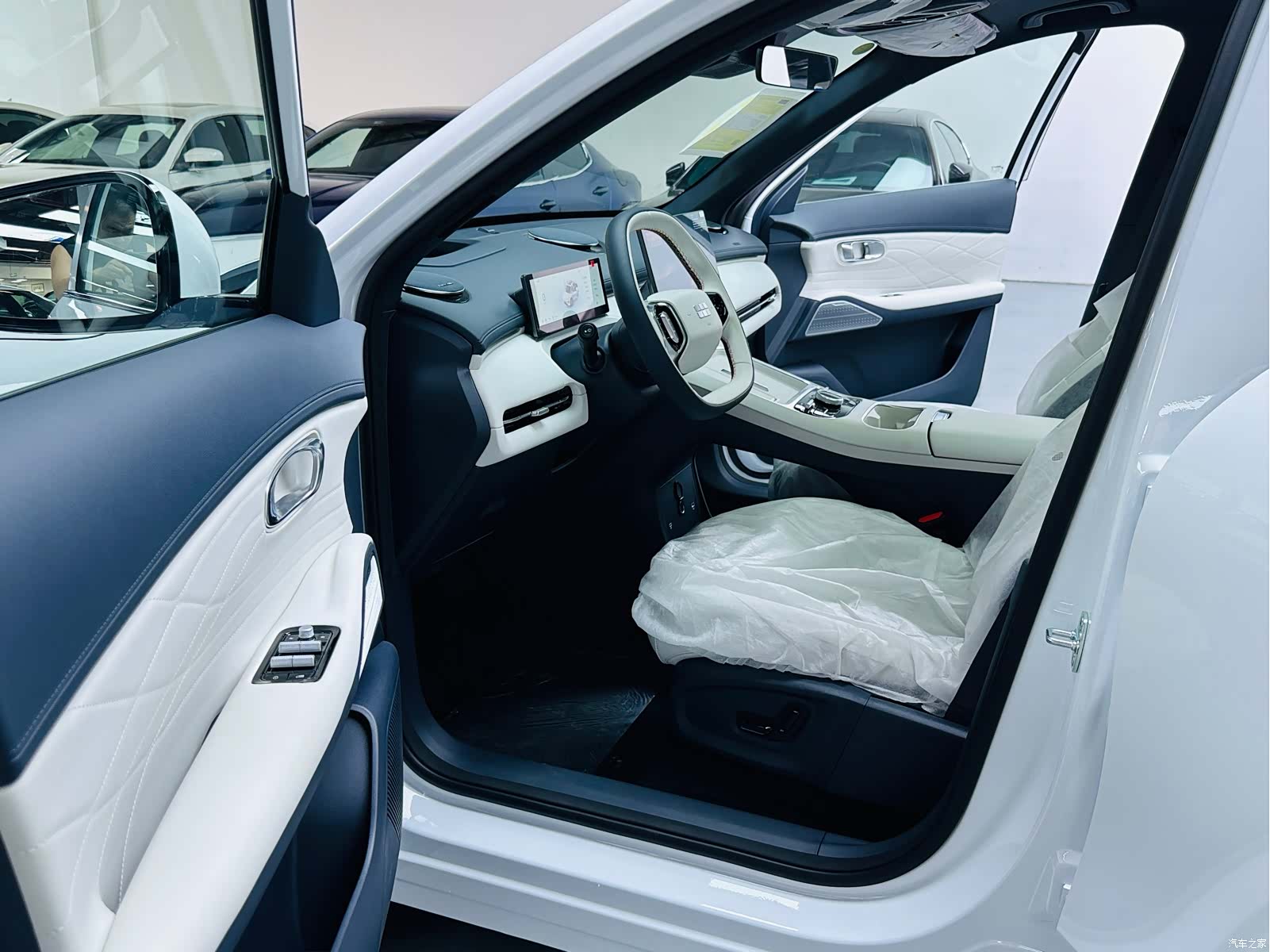 Geely 7, 2026 4