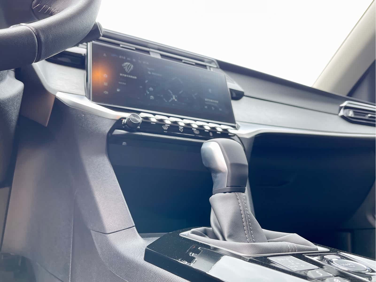 Peugeot 408, 2024 15