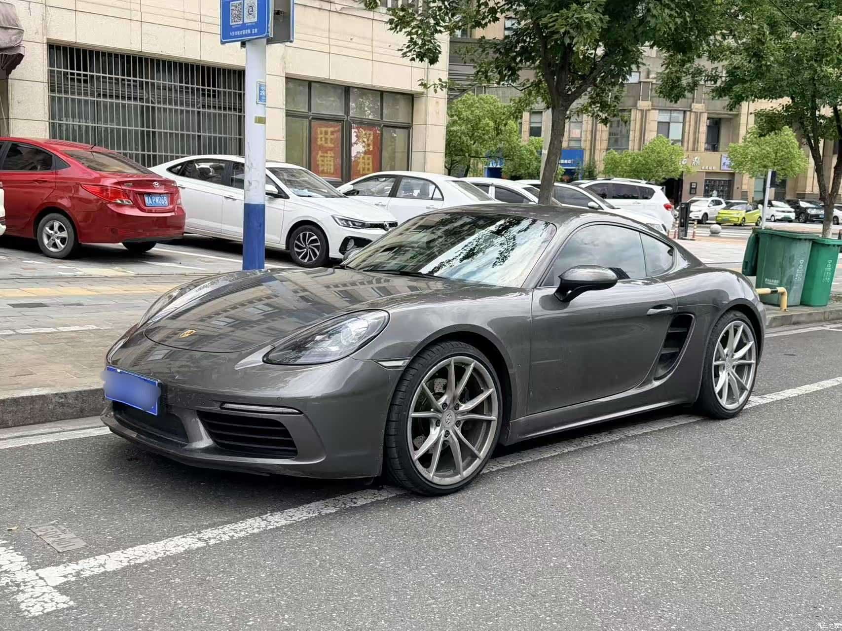 Porsche Cayman, 2020 11