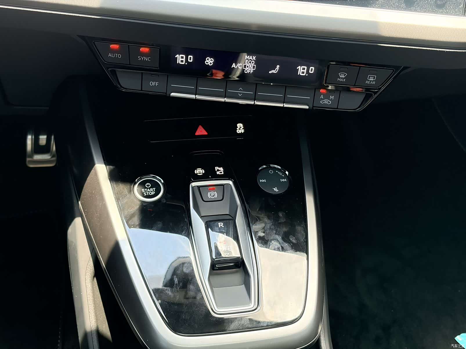 Audi Q4 e-tron, 2025 14