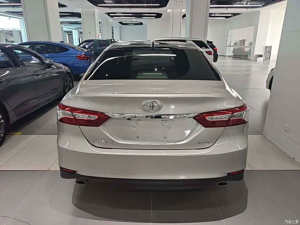 Toyota Camry, 2022 6