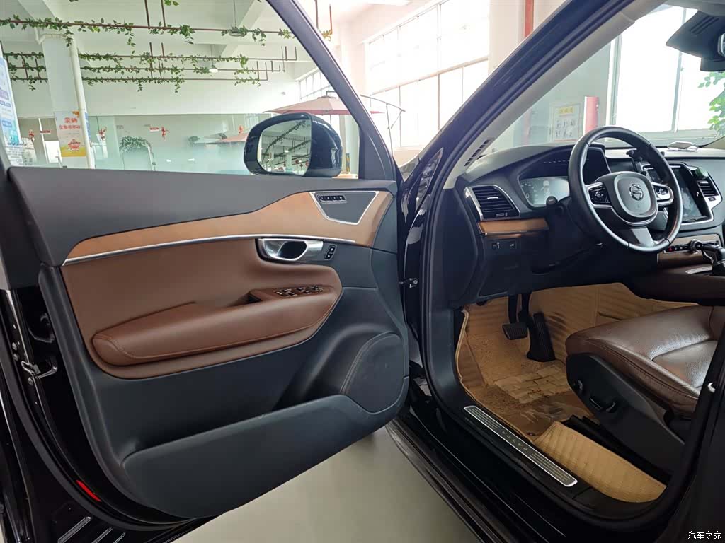 Volvo XC90, 2019 9