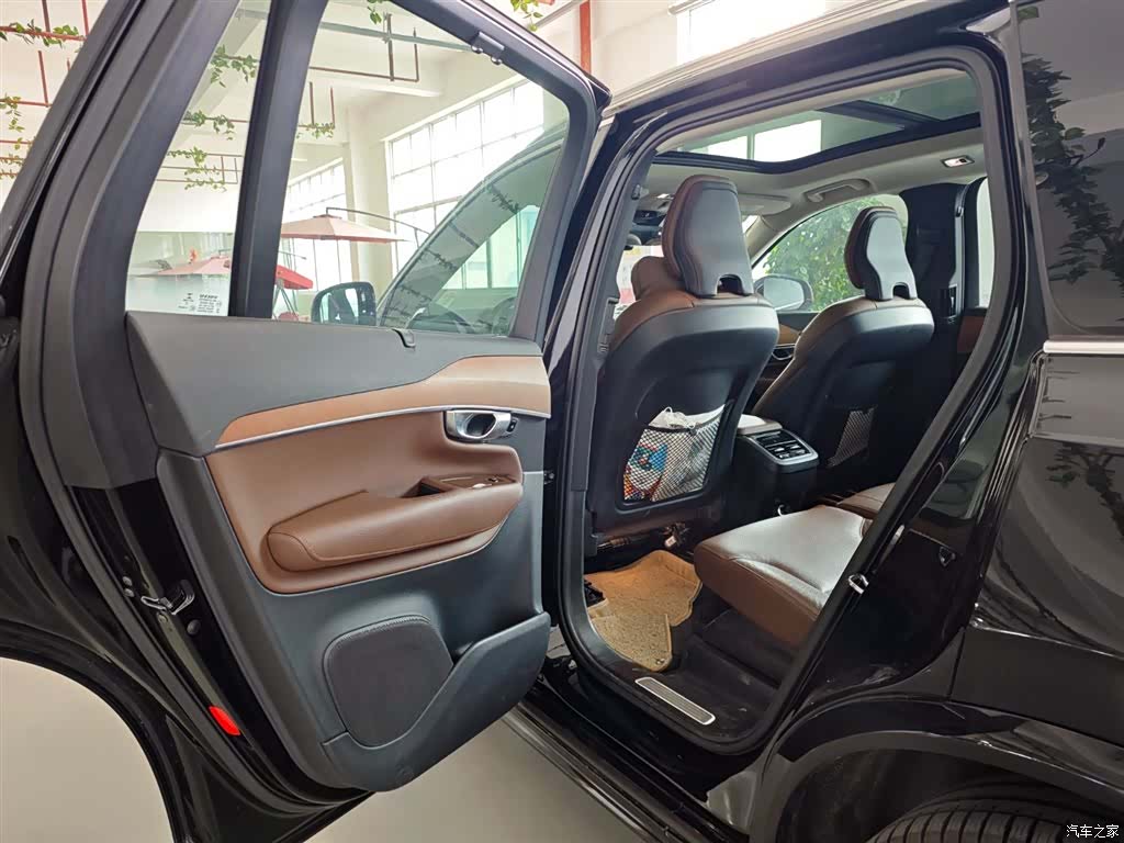 Volvo XC90, 2019 21