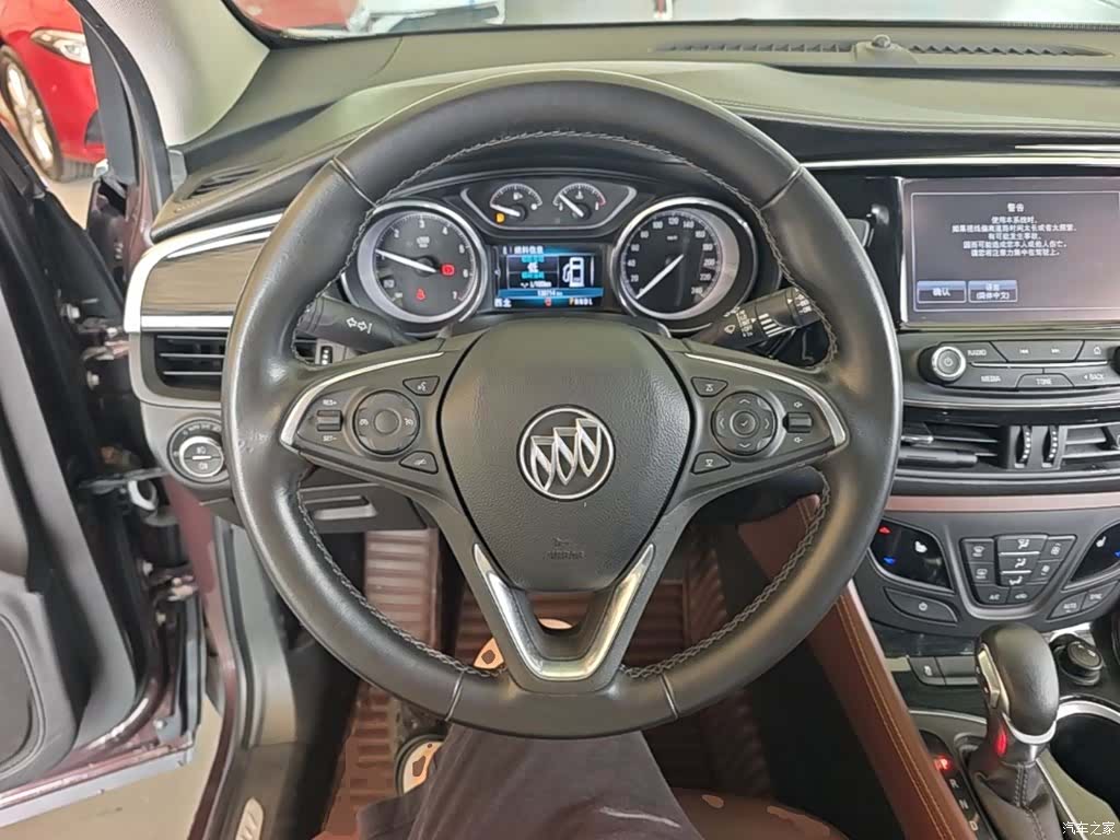 Buick Envision Plus, 2018 11