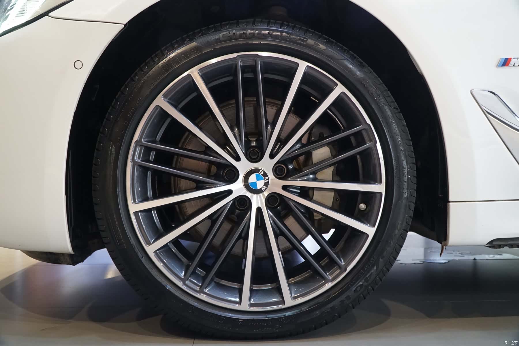 BMW 5 Series, 2023 23