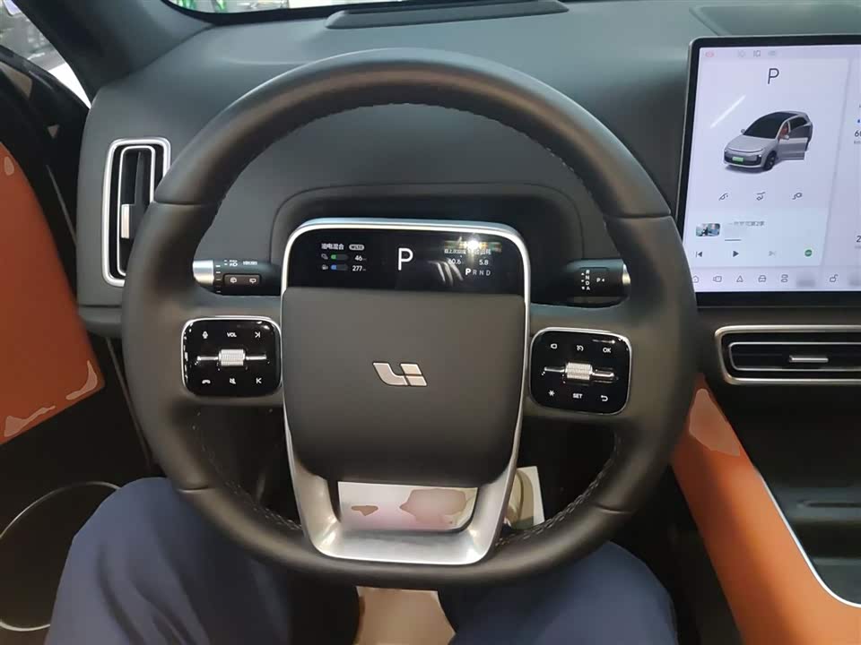 Li Auto Ideal L6