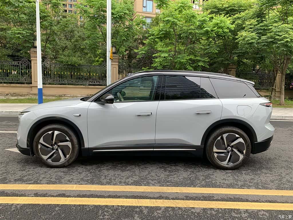 NIO ES6, 2025 7