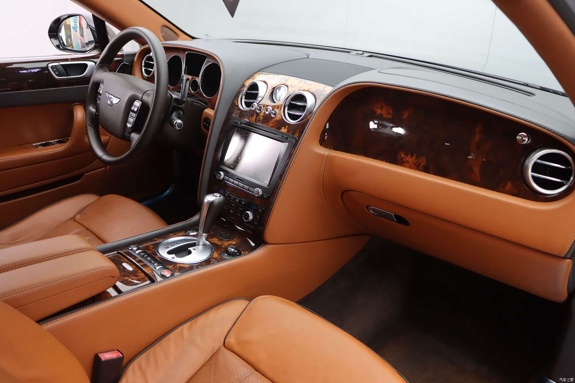 Bentley Flying Spur, 2014 20