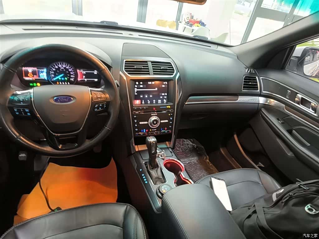 Ford Explorer, 2017 13