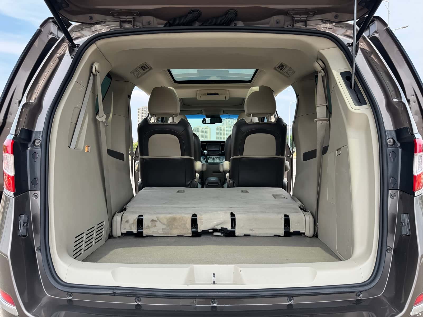 Buick GL8, 2012 12