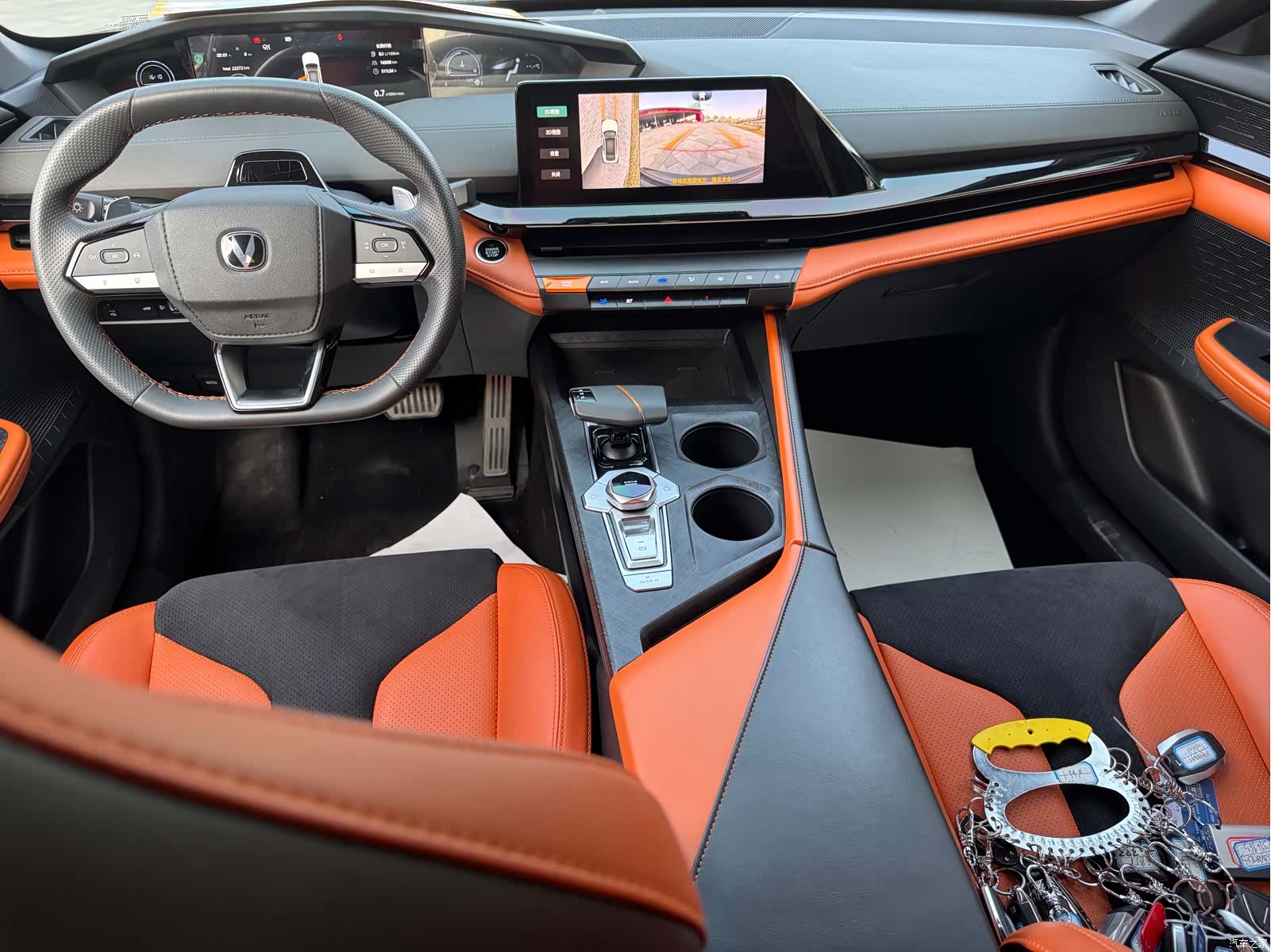 Changan UNI-V, 2022 10