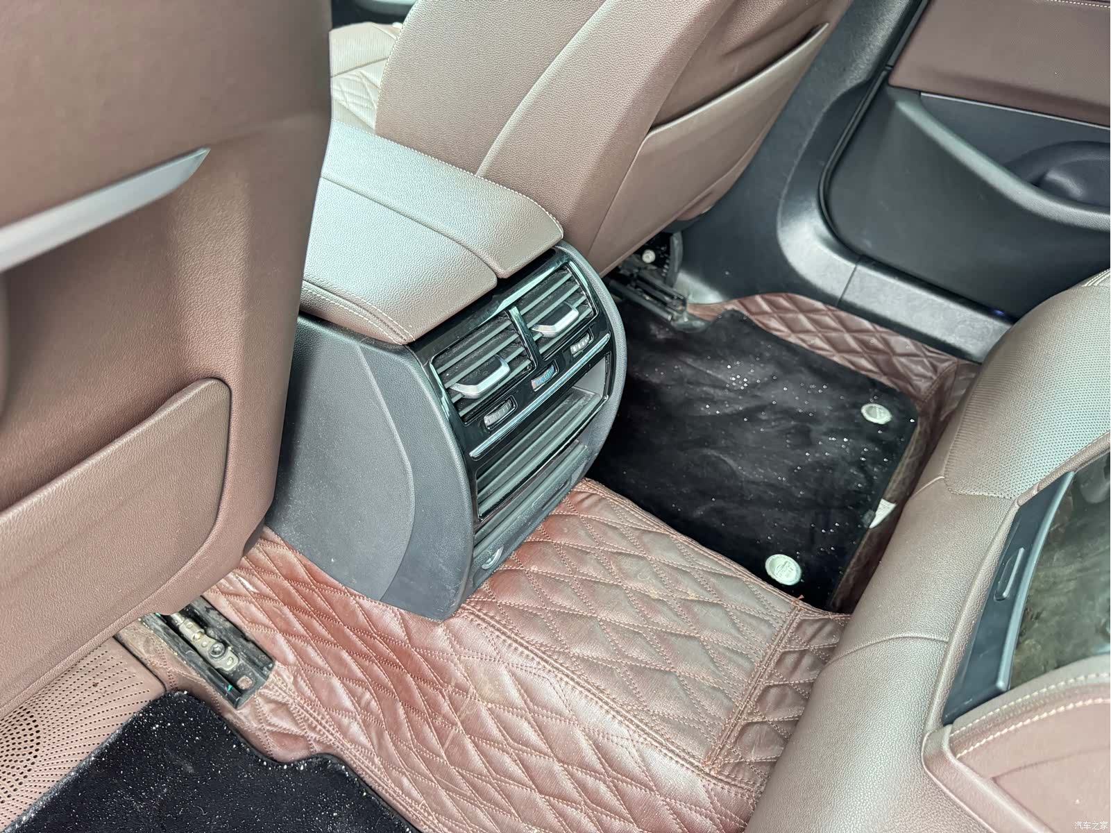 BMW 5 Series, 2021 13