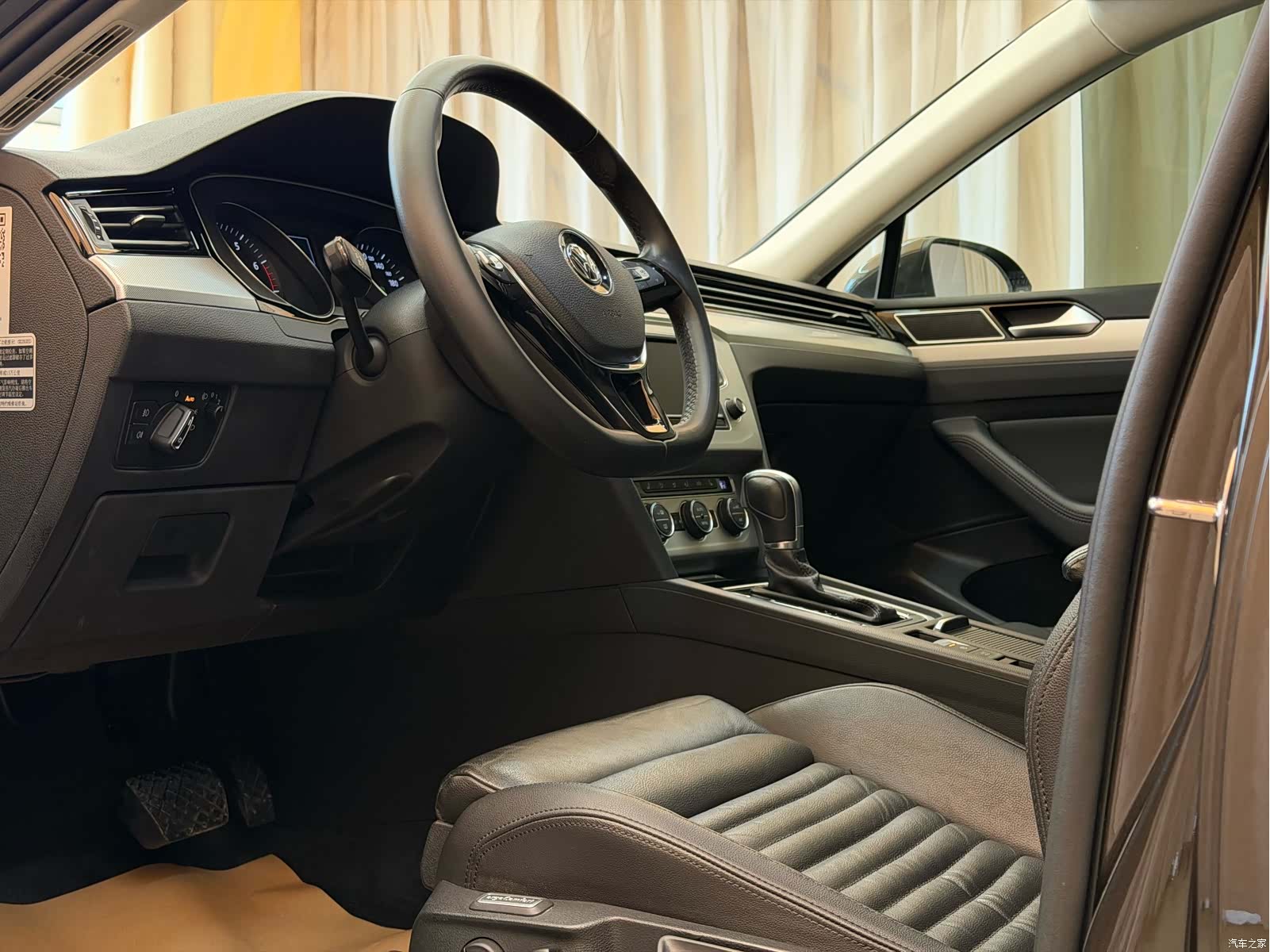 Volkswagen Variant, 2017 все фото