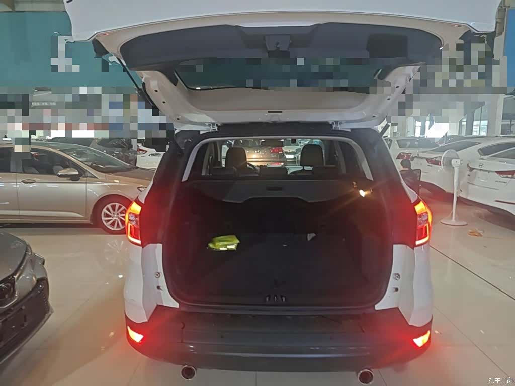 Ford Kuga, 2021 15