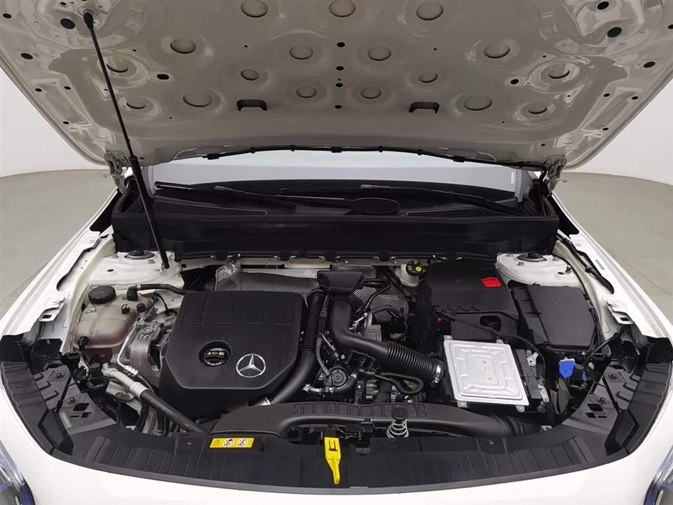 Mercedes-Benz GLB Mercedes-Benz GLB
