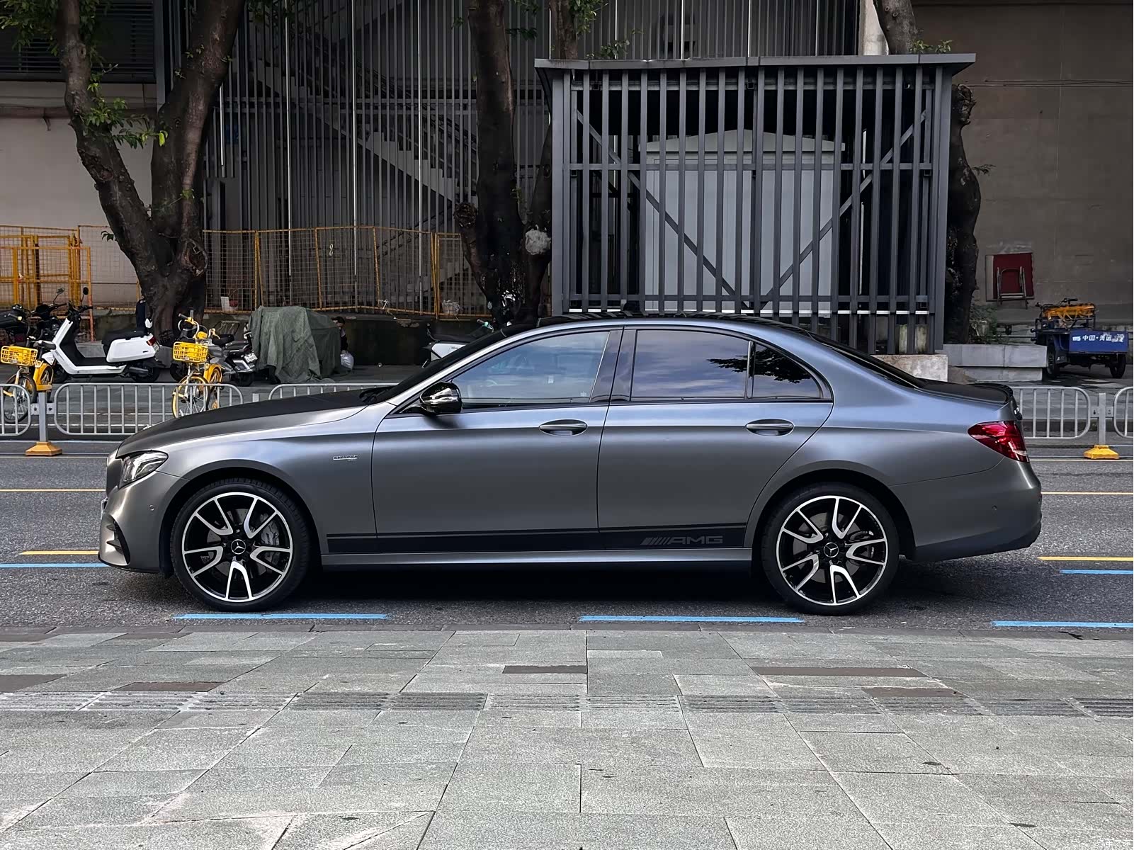 Mercedes-Benz E-Class, 2018 3