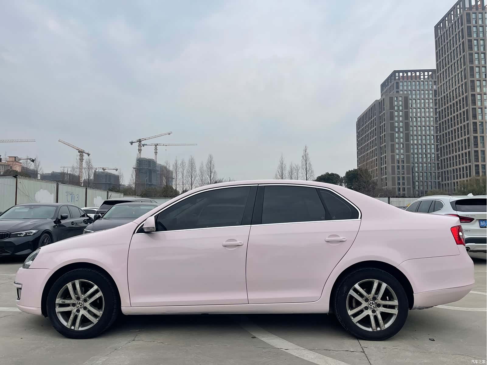 Volkswagen Sagitar, 2011 11