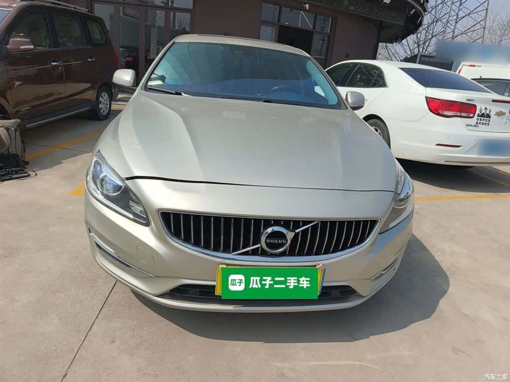 Volvo S60, 2019 3