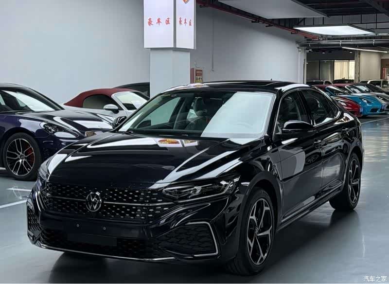 Volkswagen Passat, 2026 1