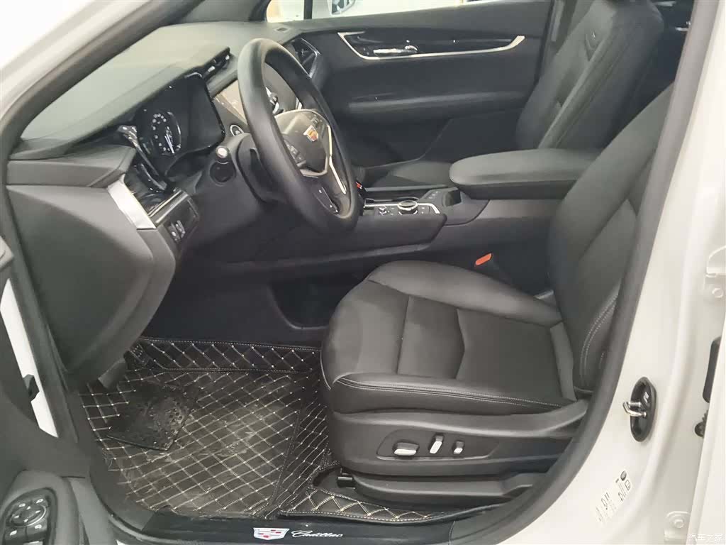 Cadillac XT5, 2024 11
