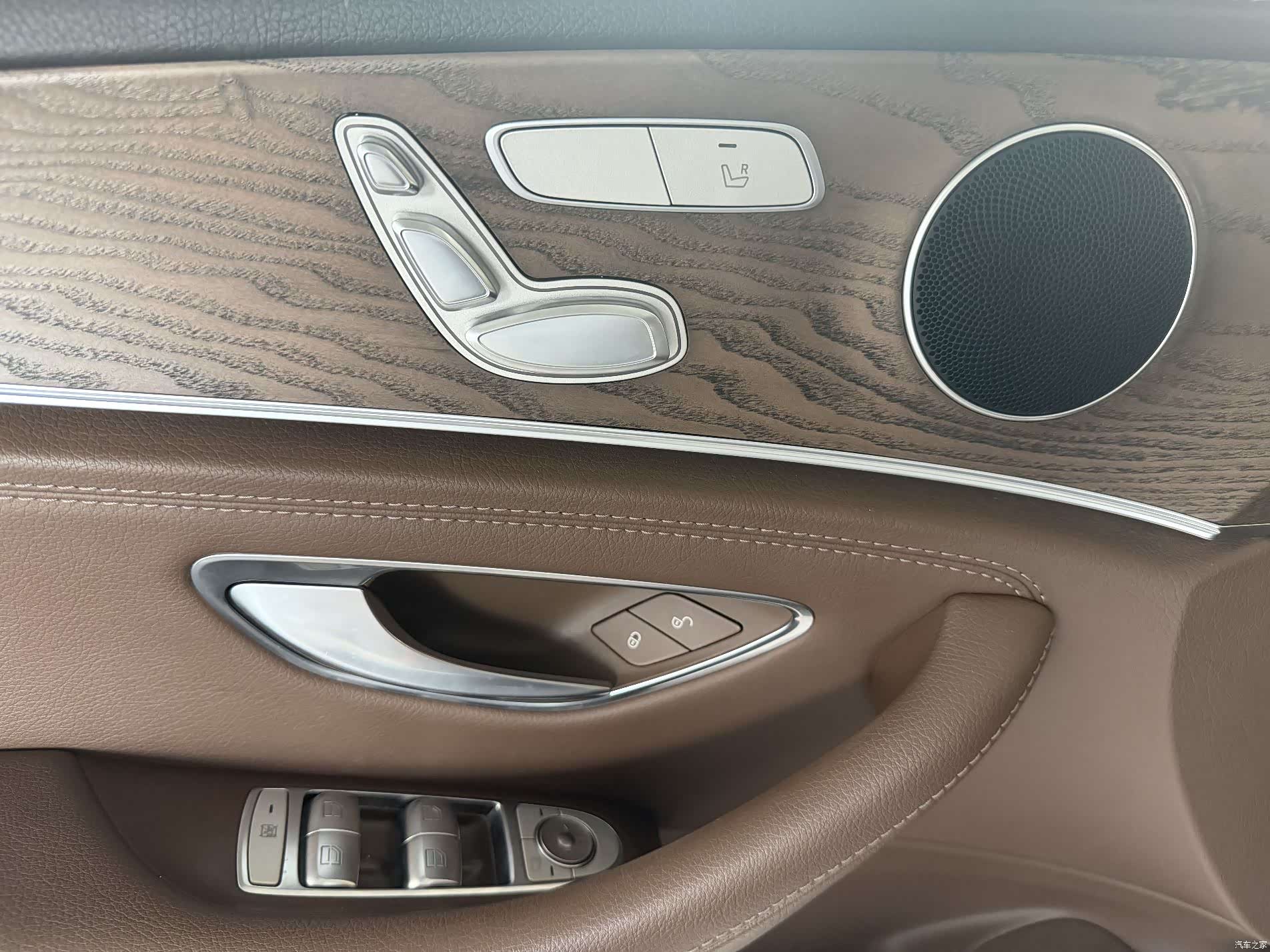 Mercedes-Benz E-Class, 2022 13