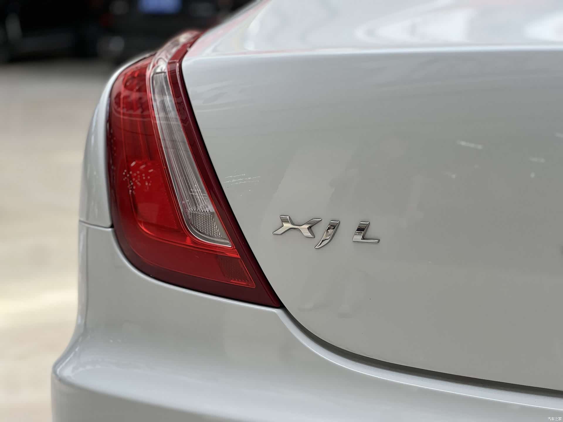 Jaguar XJ, 2016 7