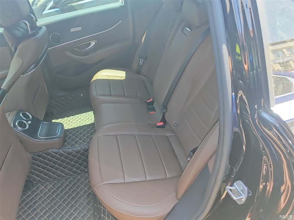Mercedes-Benz E-Class, 2021 17